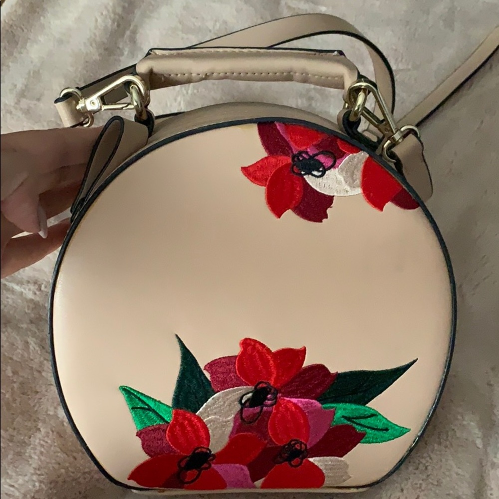 Cartera ZARA
